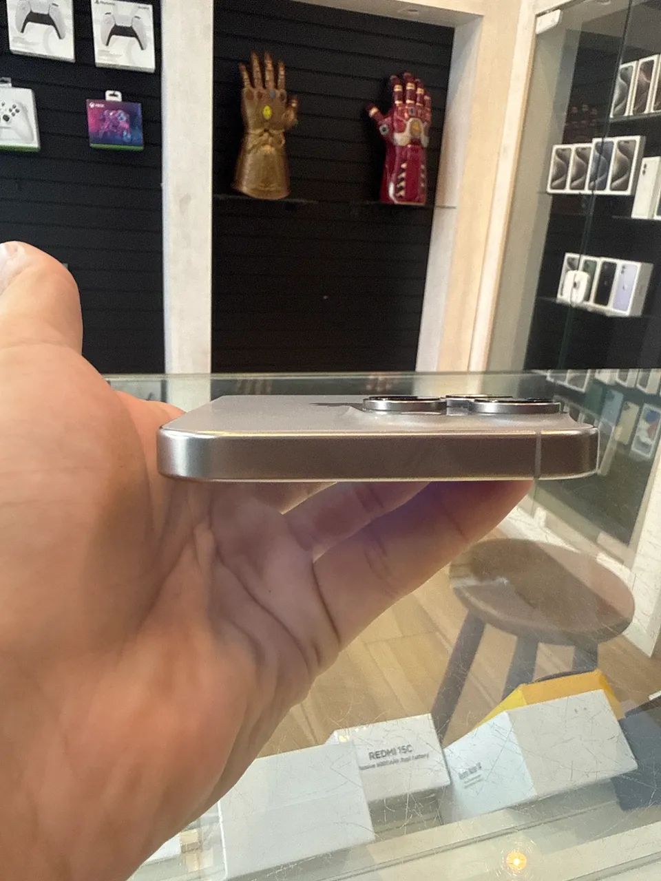 Iphone 16 Pro Max 256 Bateria 99% - Garantia Apple - Foto 4