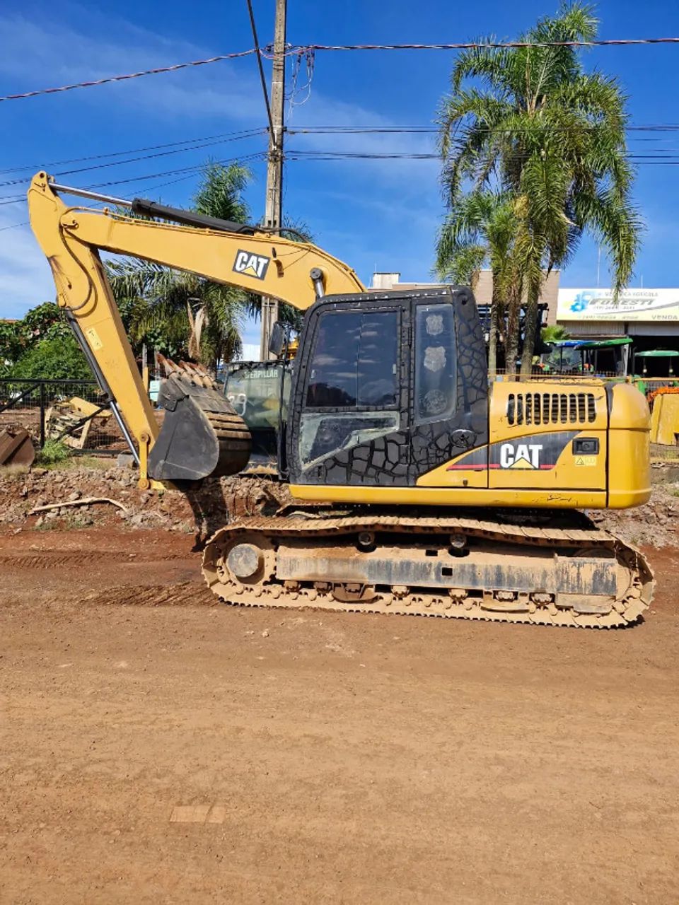 Escavadeira Caterpillar 312 ano 2007 