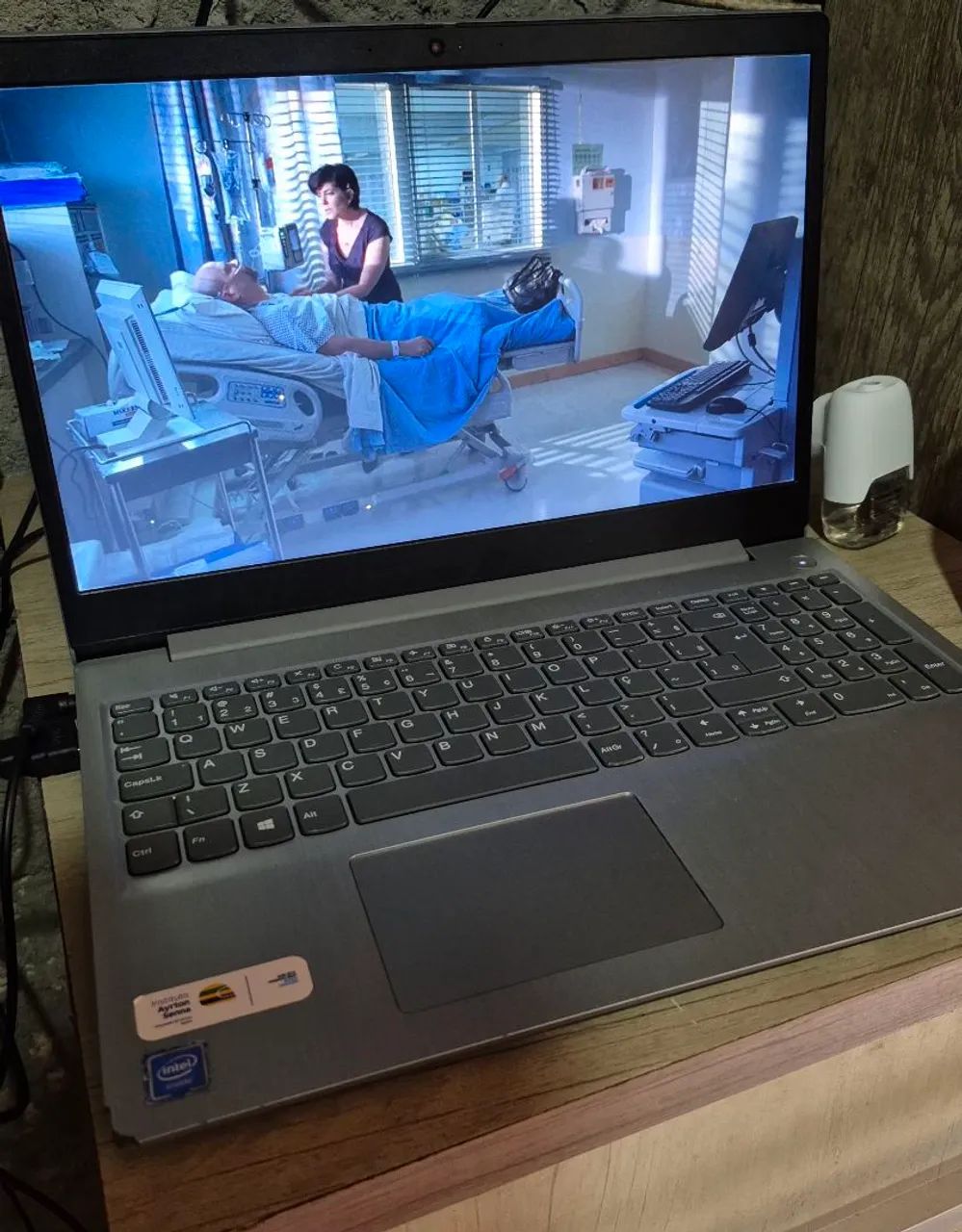 NOTEBOOK LENOVO IDEAPAD 3 - Foto 2