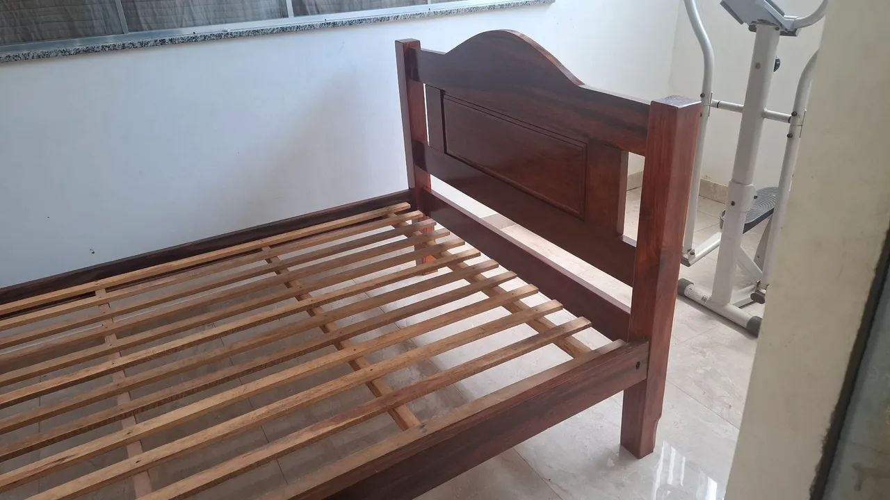 Cama casal de madeira ( usada)  - Foto 3
