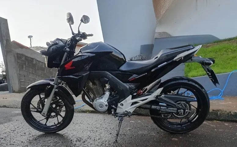 CB Twister 250cc - Foto 2
