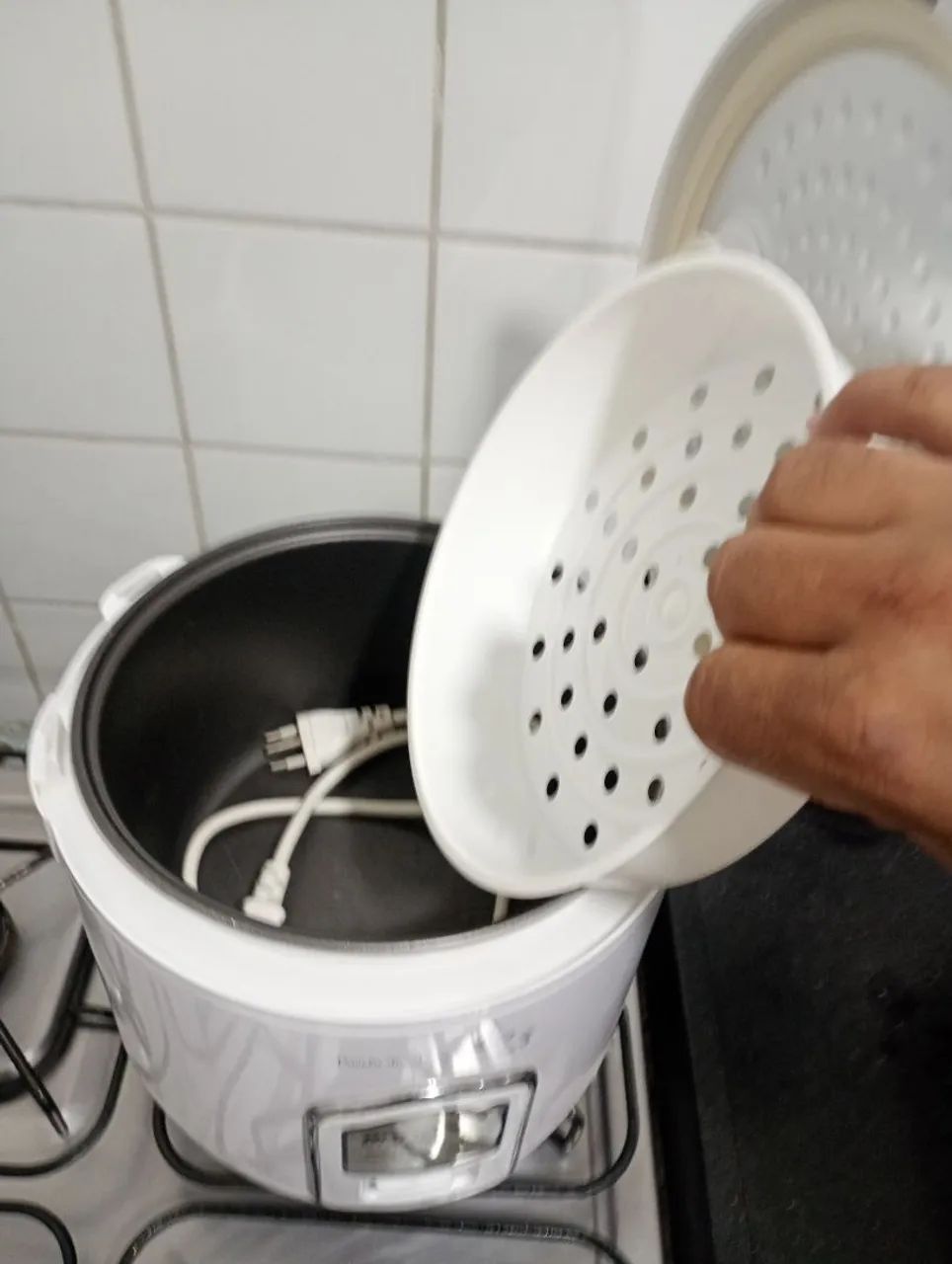 Panela elétrica Britânia  - Foto 2