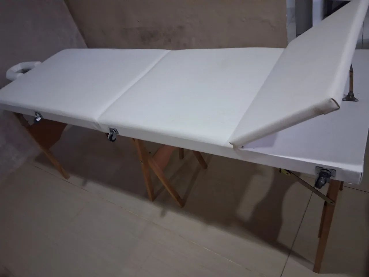 Vendo maka estilo mala cor branca 