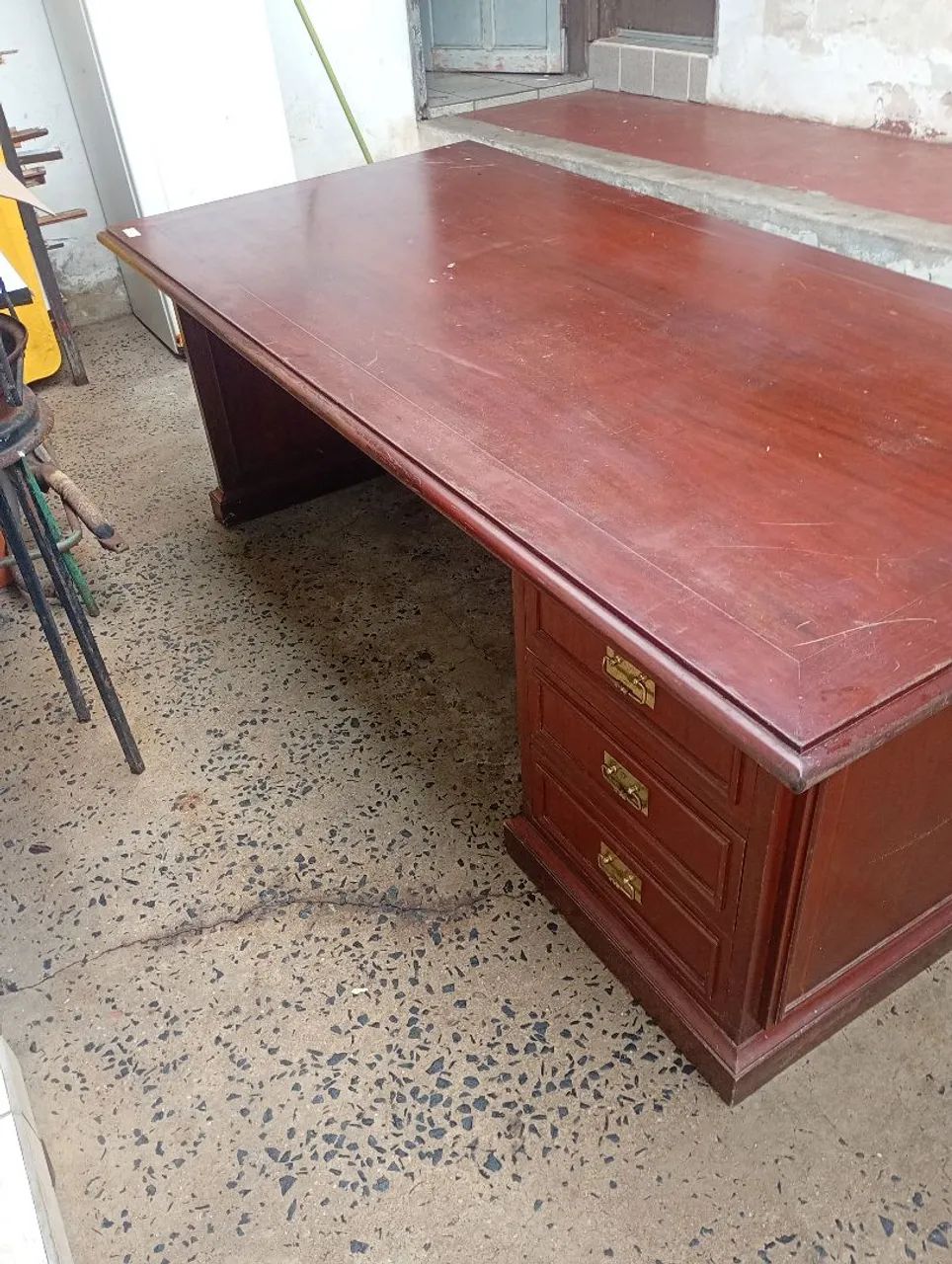 Escritório colonial pra escritório ou sala
