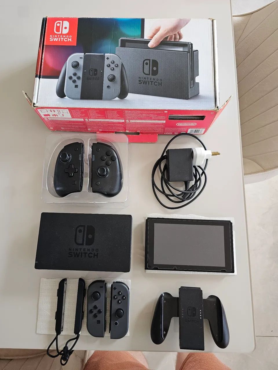 Nintendo Switch Desbloqueado + MicroSD 256GB Lexar + Controle IINE