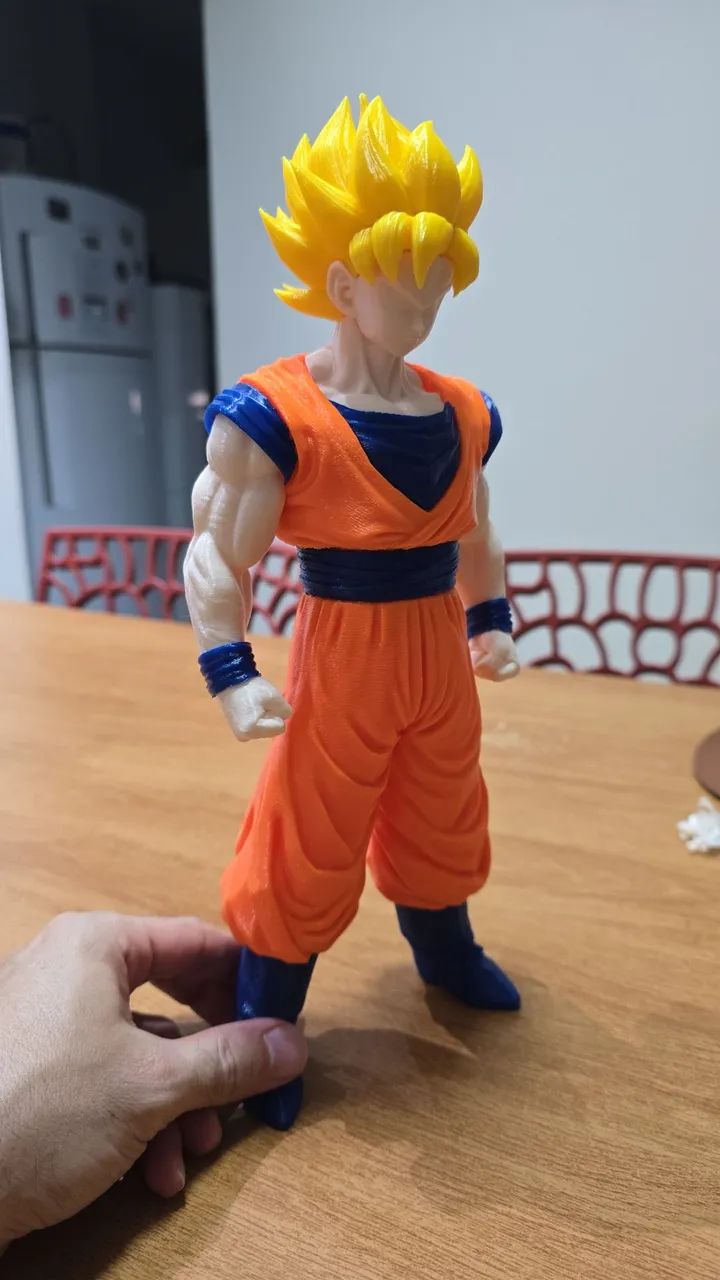 BONECO GOKU