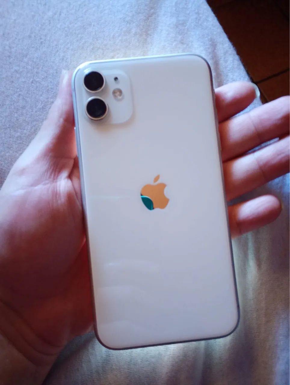 V/T iPhone 11 em Android 