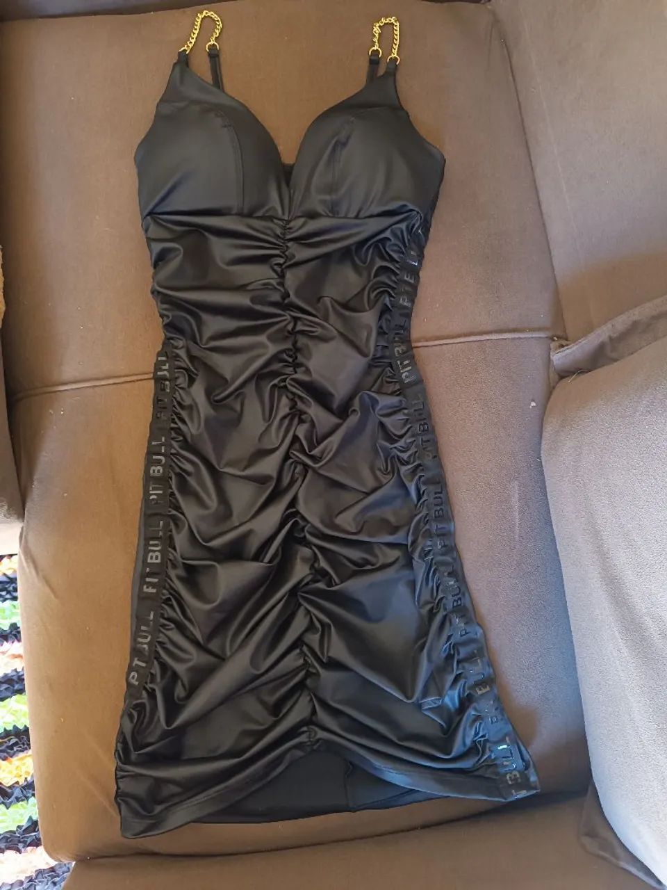 Vestido novo da marca Pit Bull 