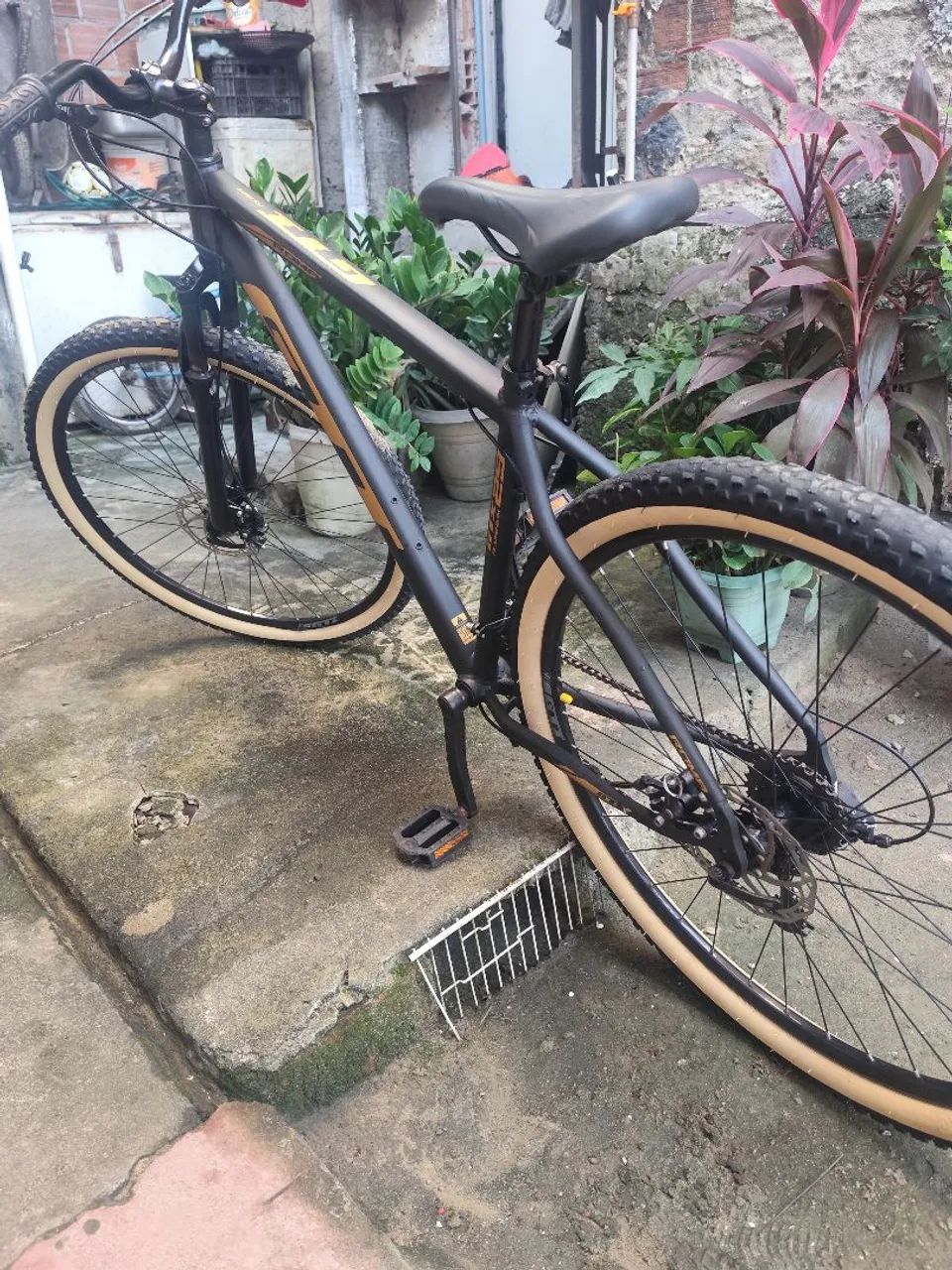 Bicicleta aro 29 gti semi nova  - Foto 3