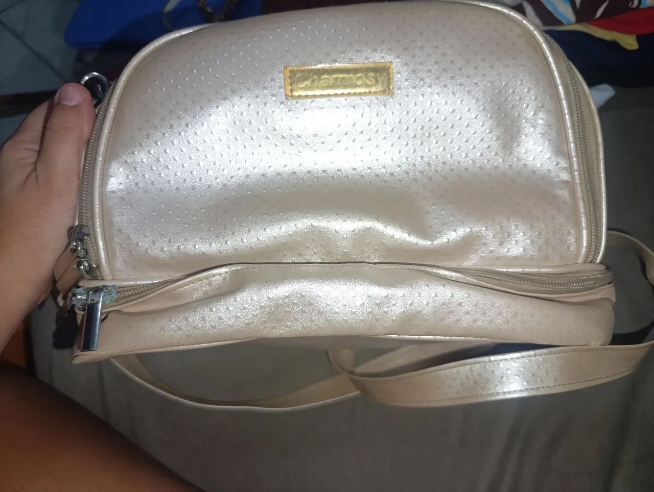 Bolsas em bom estado bazar - Foto 3