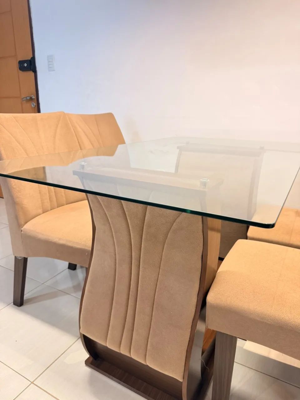 Sala de Jantar 4 cadeiras