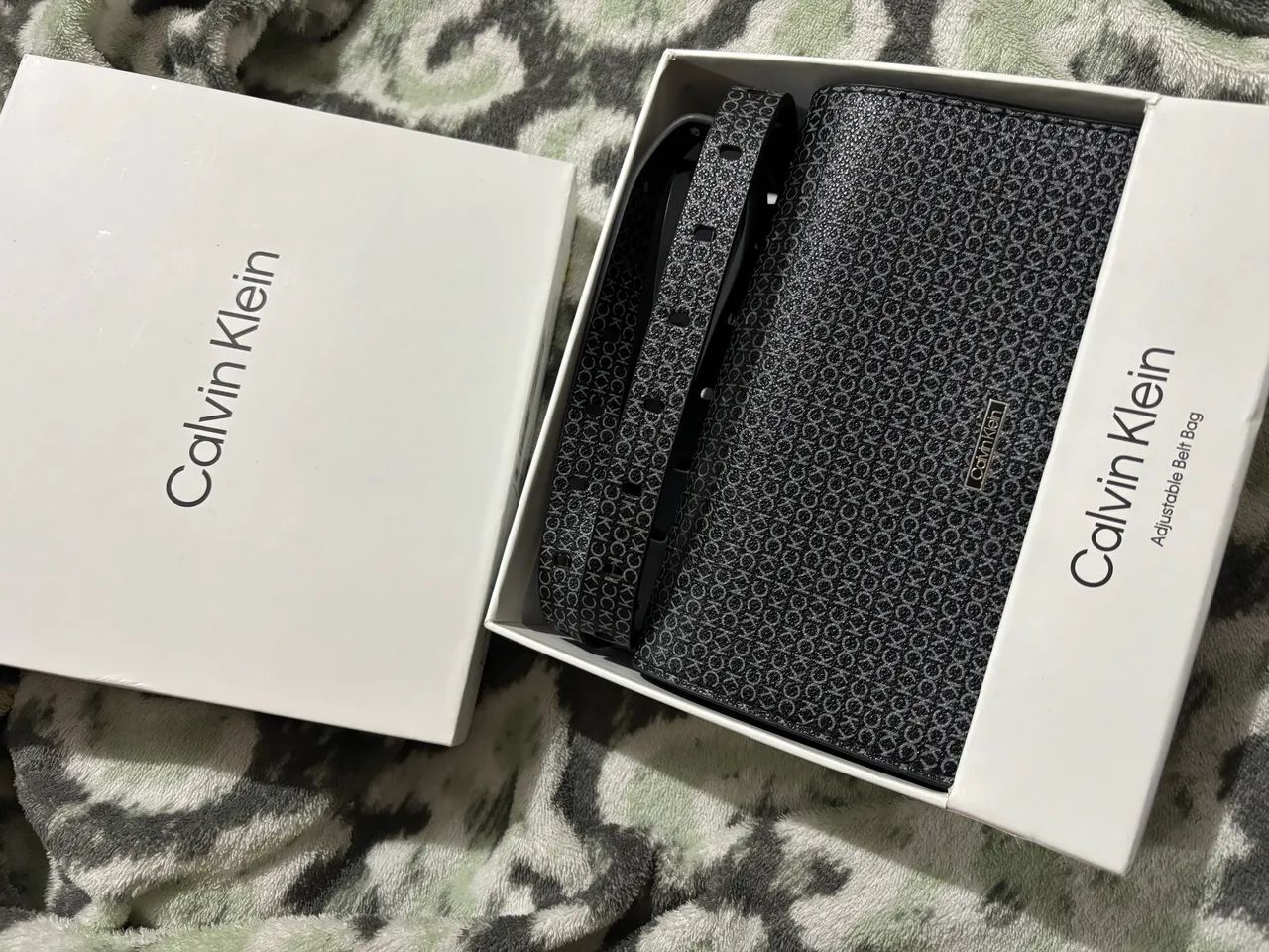 Pochete/bolsa Calvin Klein Importada  - Foto 5