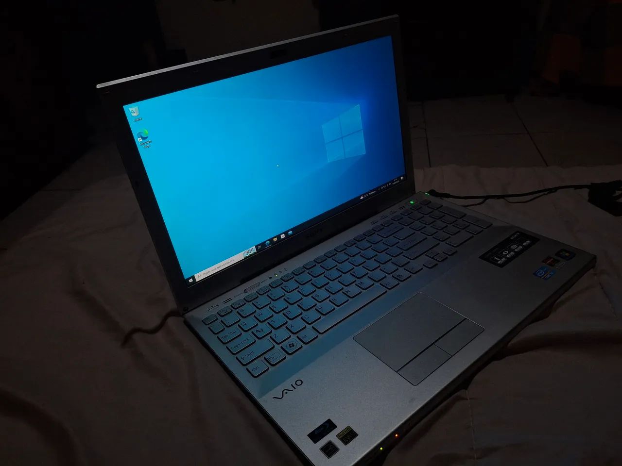 Notebook Sony Vaio em bom estado de conservação. - Foto 2