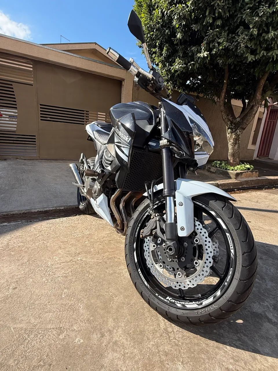 Kawasaki Z-800 2013 - 1504996863 | OLX