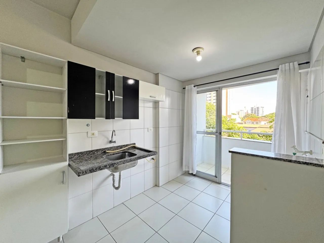 Apartamento - A 300 metros da Unicesumar/Colégio Objetivo - Foto 2
