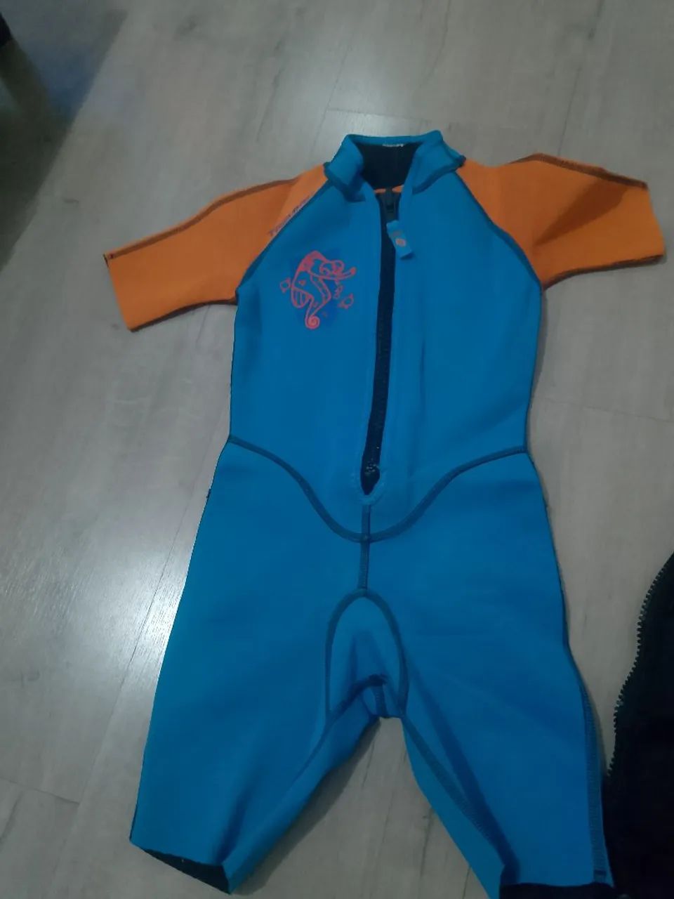 Roupa surf com cabelo infantil  - Foto 3