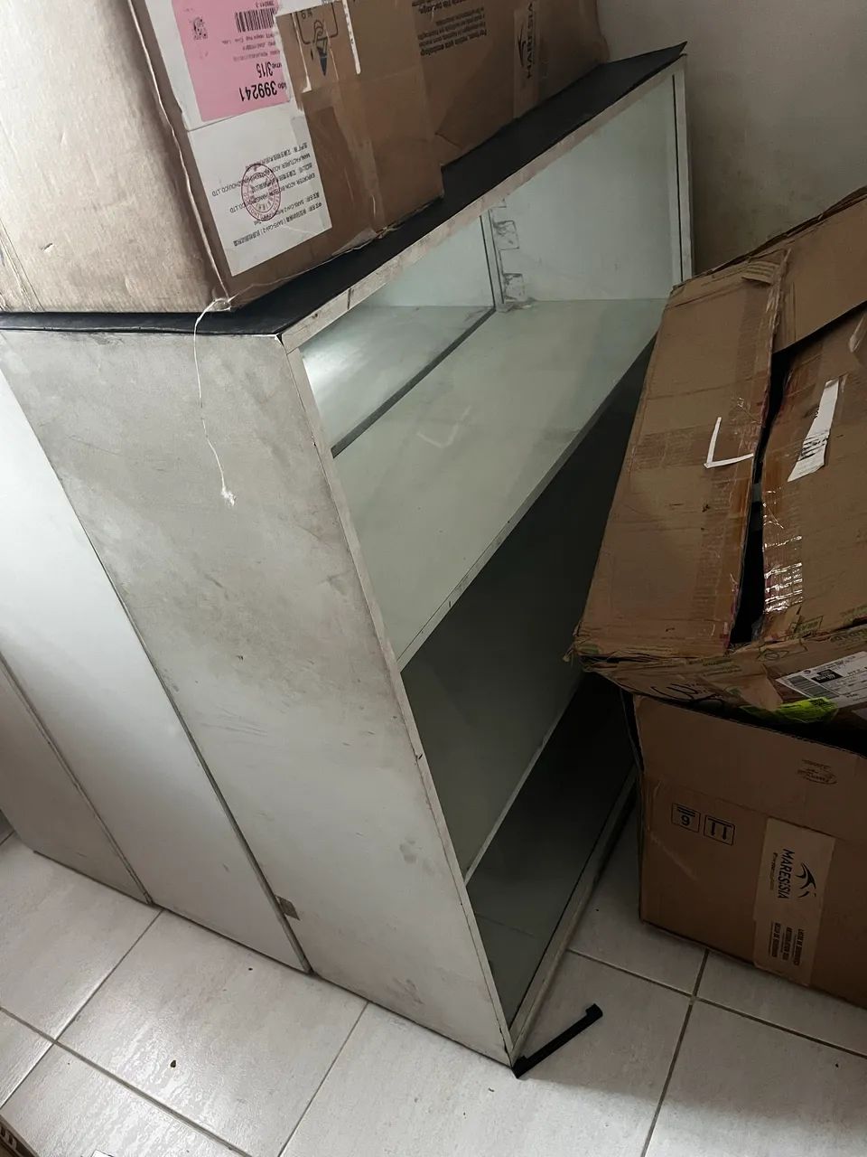 Balcão Vitrine MDF e vidro para loja - Foto 2