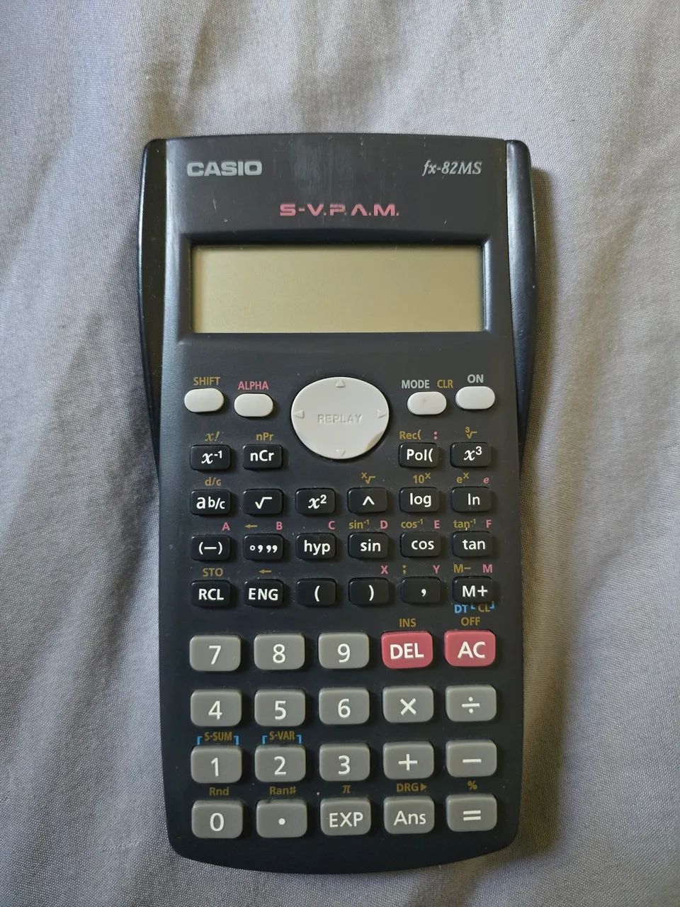Calculadora científica Casio modelo fx-82MS Original