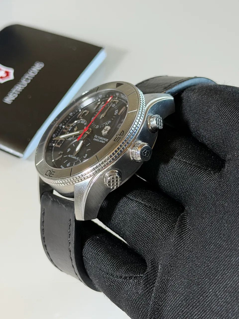 Relógio Victorinox Ambassador automático usado - Foto 3