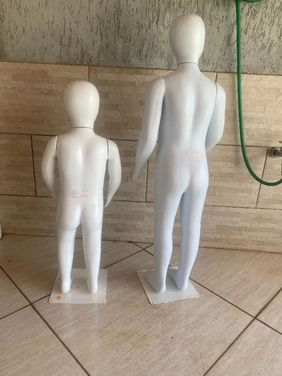 Manequis de criança - r$150,00 cada - Foto 2
