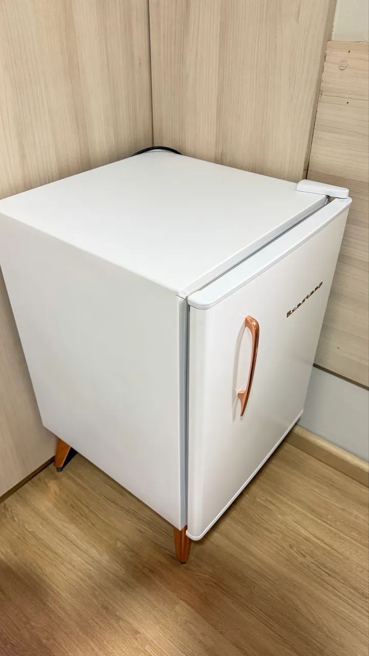 Frigobar Rosé Brastemp Retrô 76 Litros SD BRA08