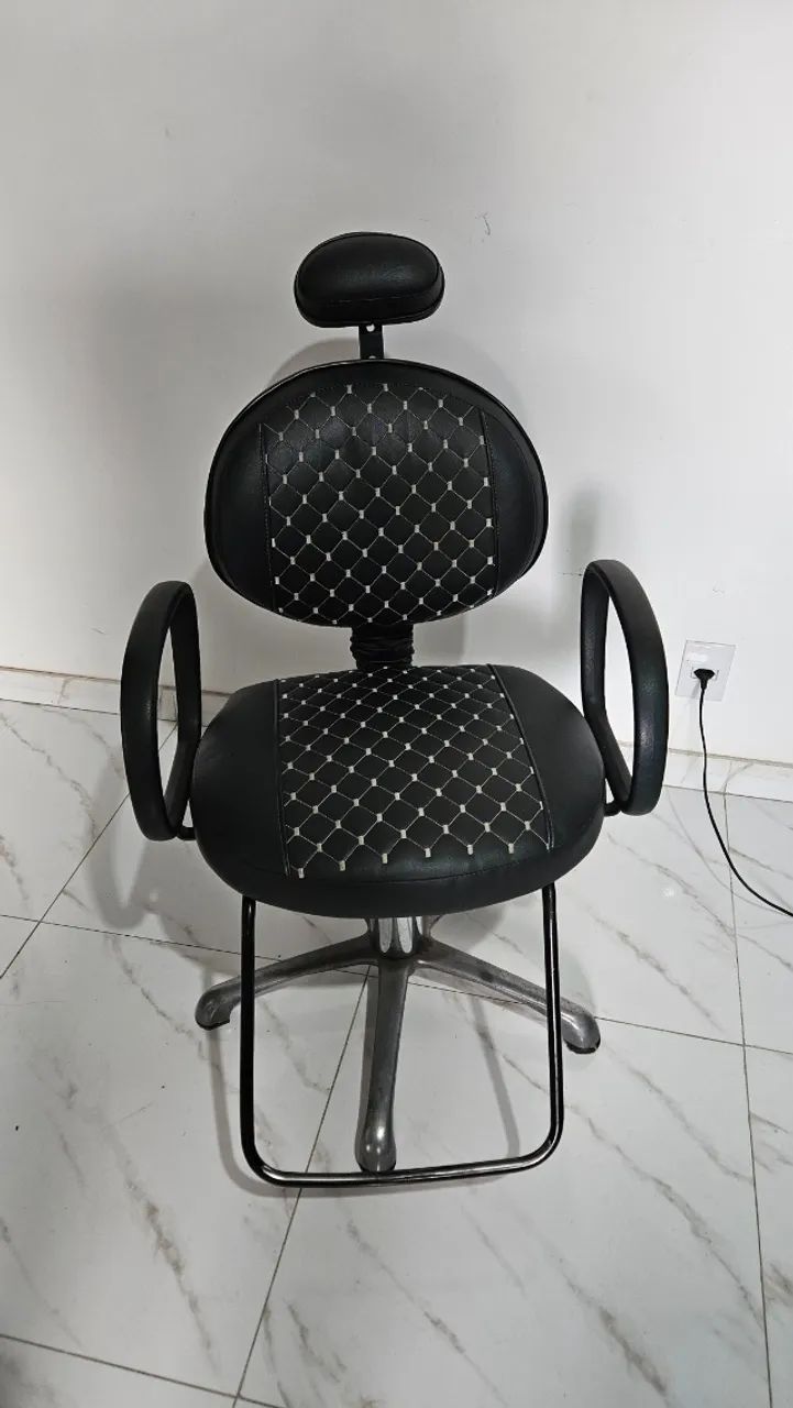 Cadeira de barbeiro  - Foto 2