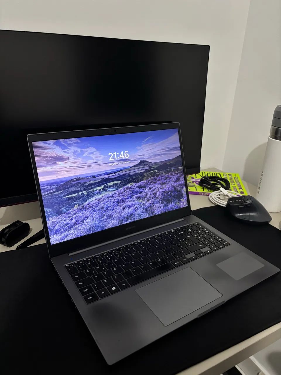 Notebook 16GB RAM, I5 Iris XE