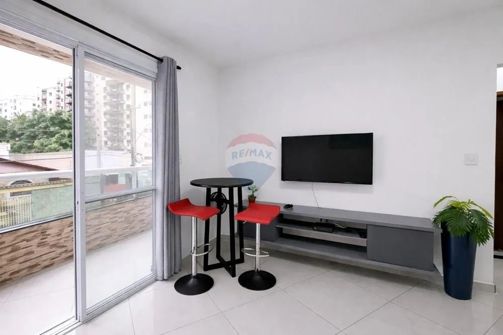 Casa mobiliada com 2 quartos, 1 vaga de garagem e depósito  perto da praia | Aviação  Prai - Foto 2