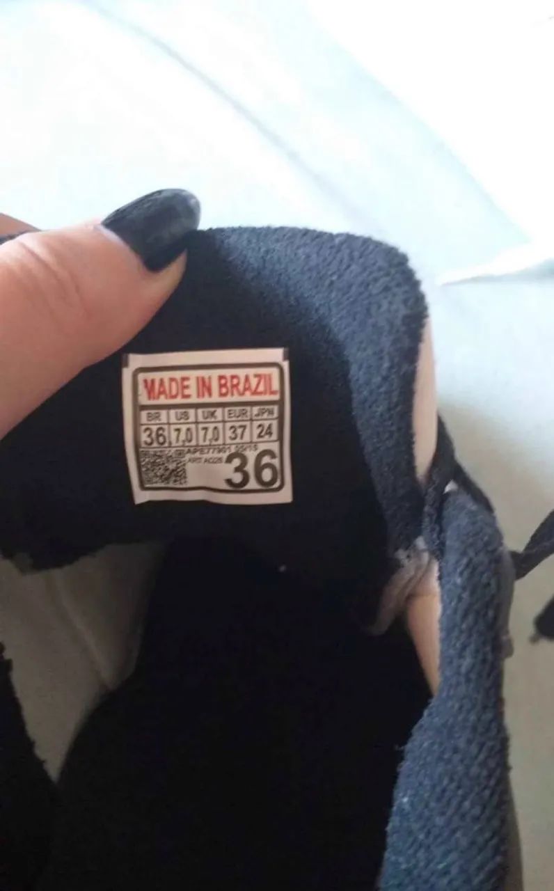 Vendo 2 tênis  - Foto 3