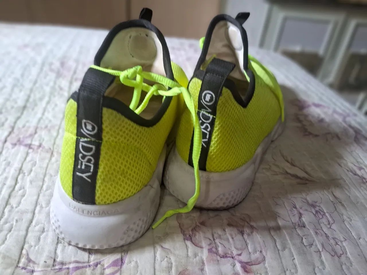 Tenis balenciaga verde limão  - Foto 4