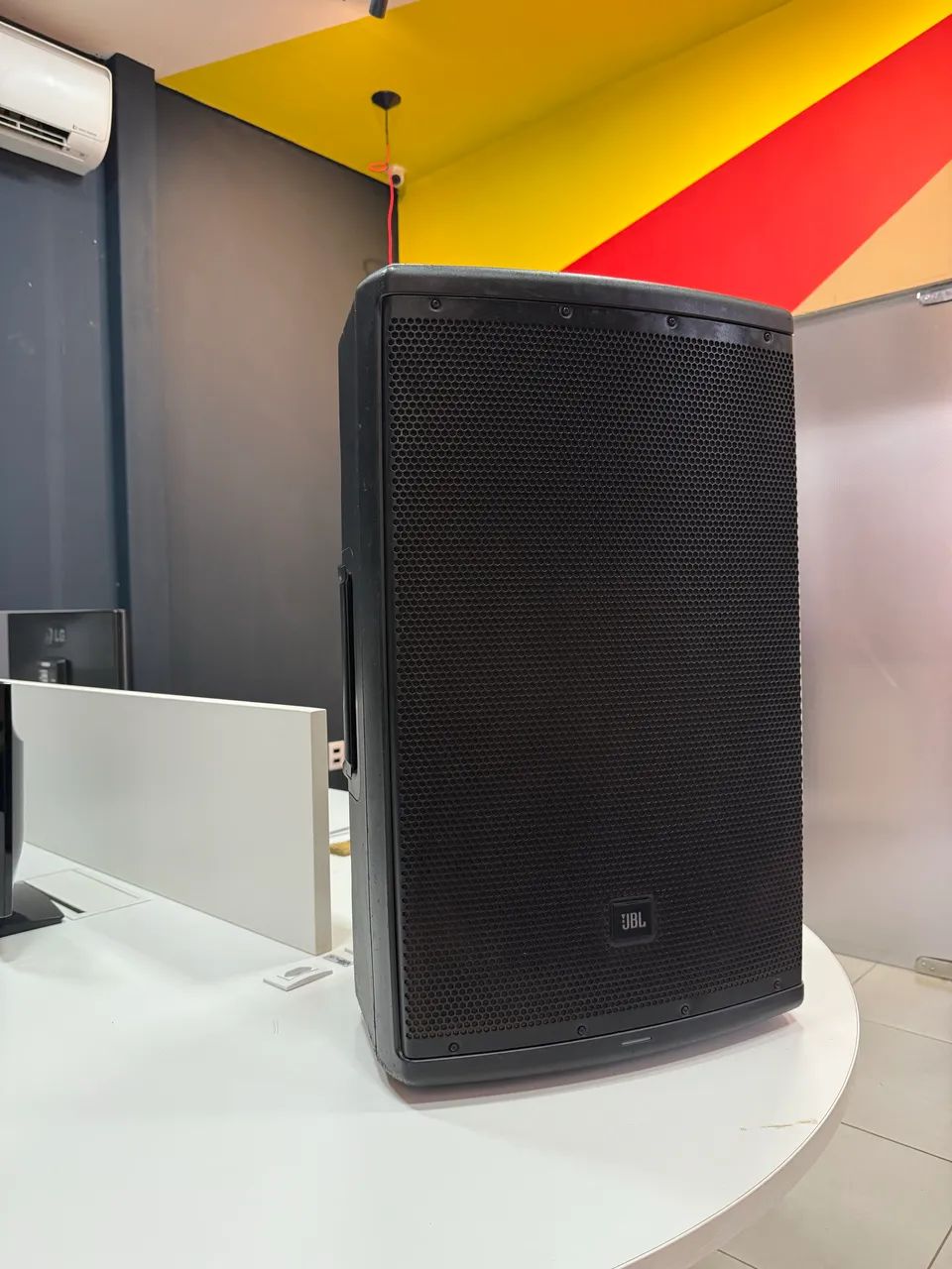 Caixa Ativa JBL EON 615 - 15? Profissional com Bluetooth - Foto 2