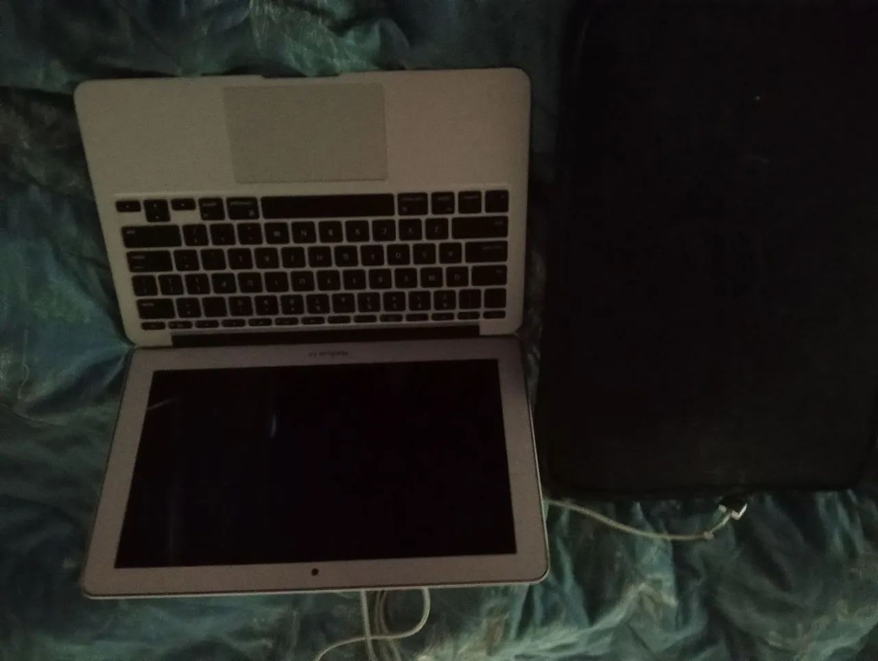 Vendo notebook Apple  - Foto 2