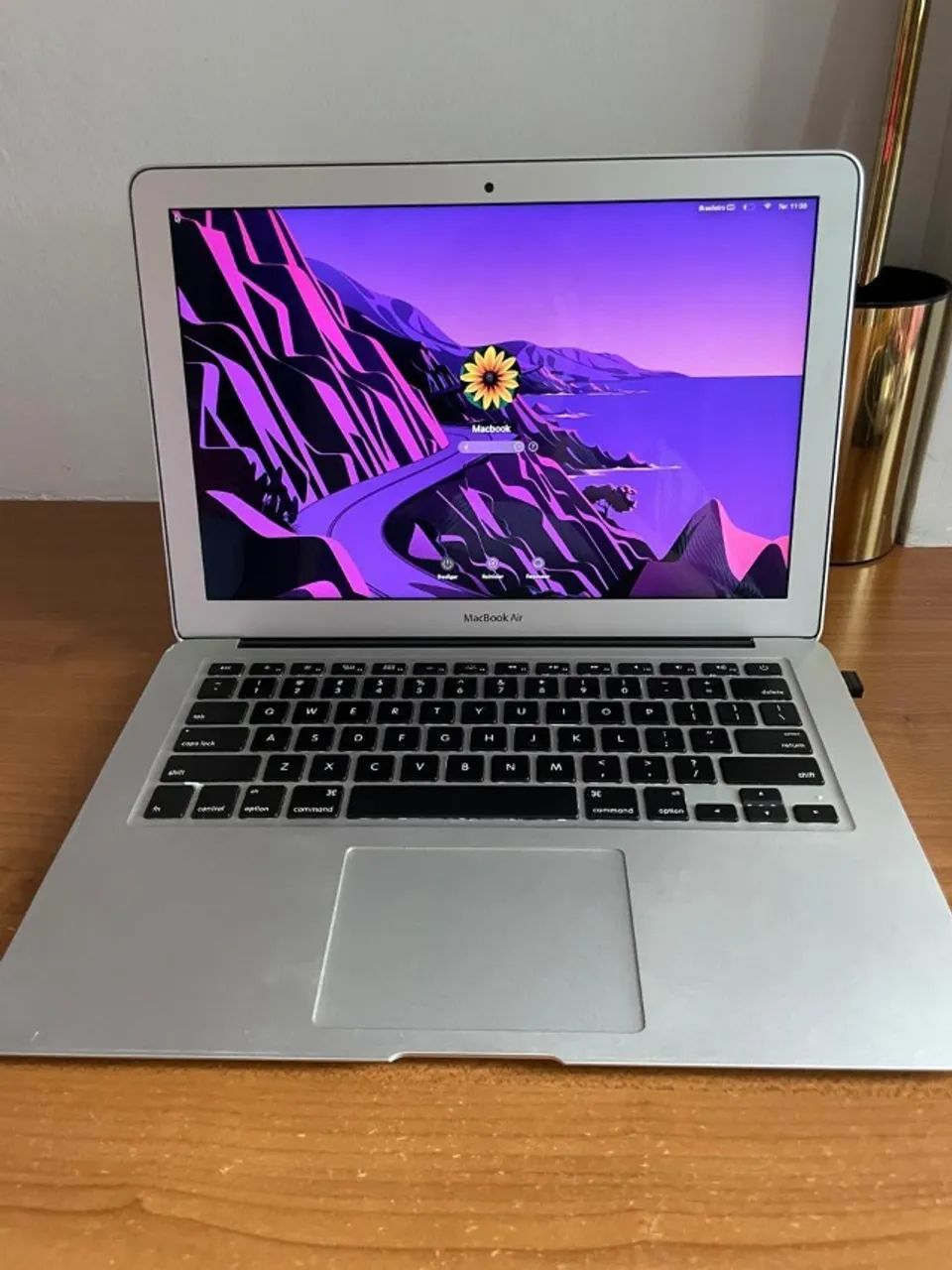 MacBook Air (Acende a maçã) 13,3 Polegadas  - Foto 3