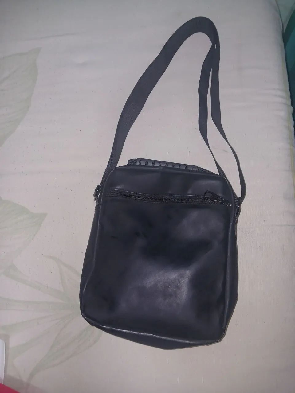 Vende-se uma bolsa pochete  - Foto 3