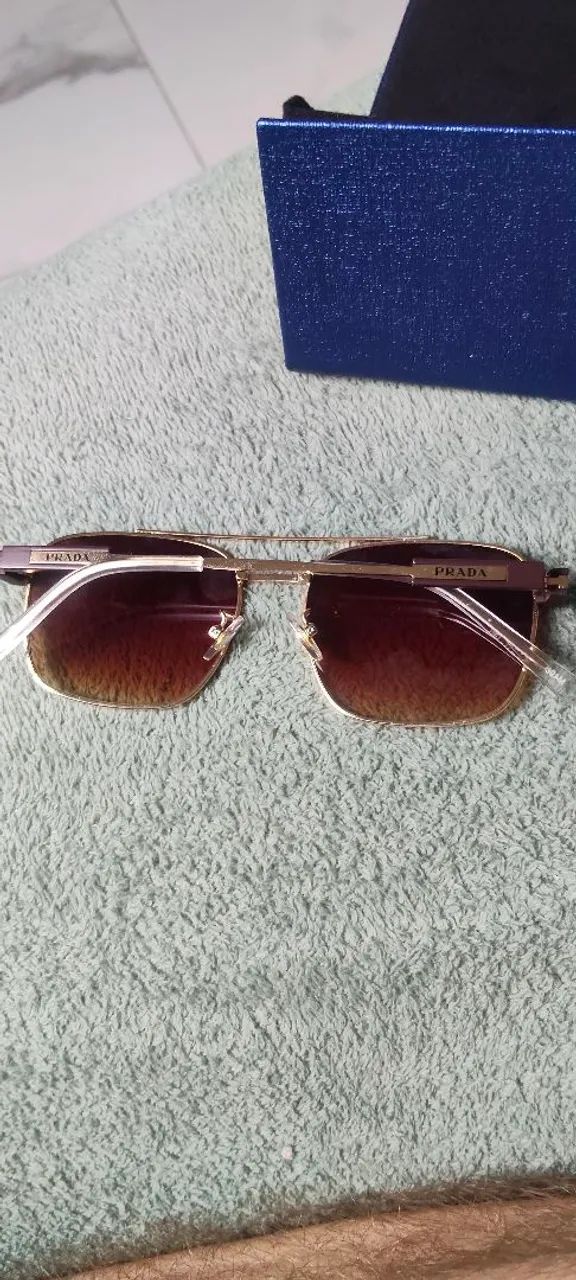 Vendo Óculos da Prada - Foto 2