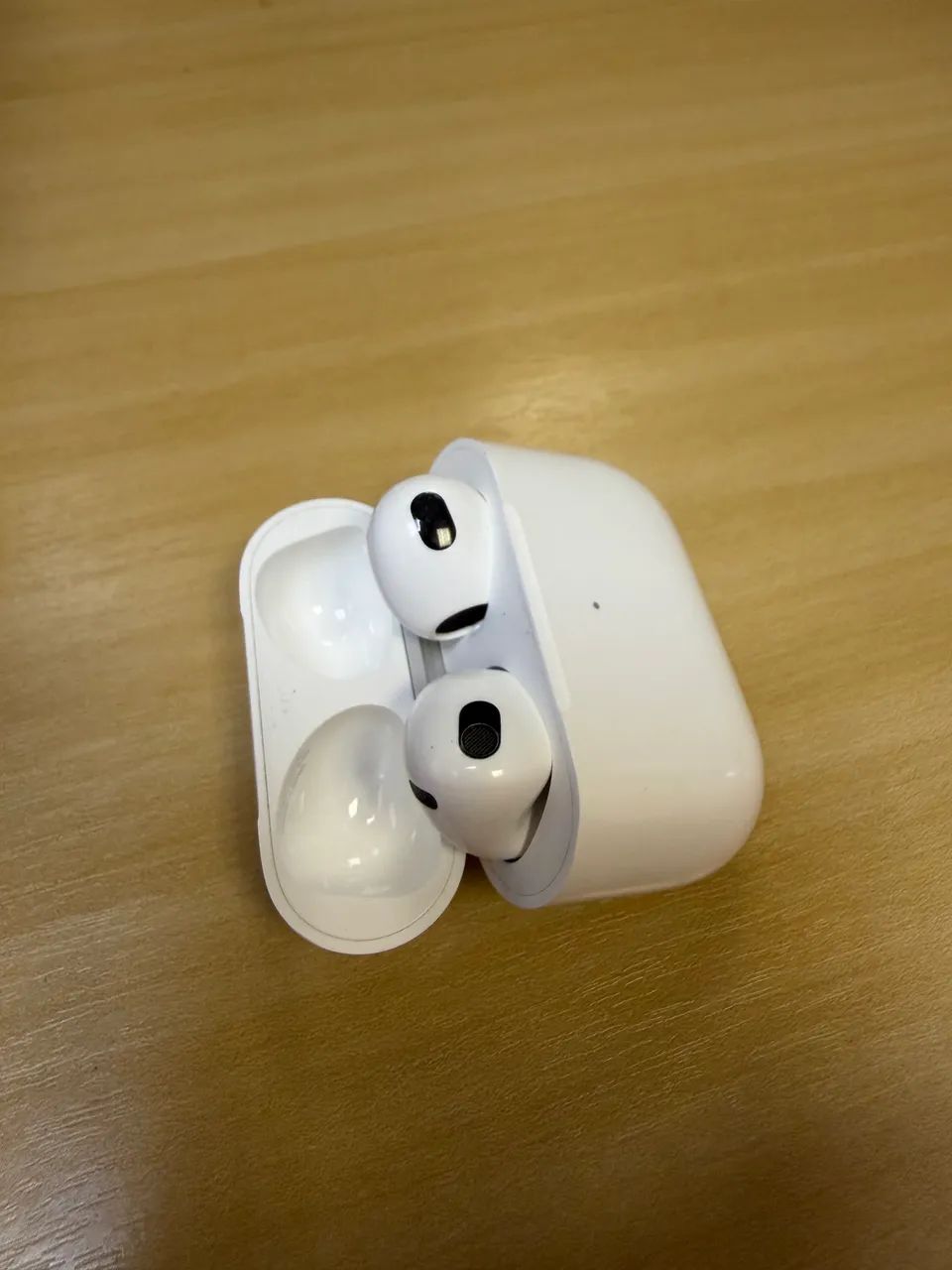 AirPods 3