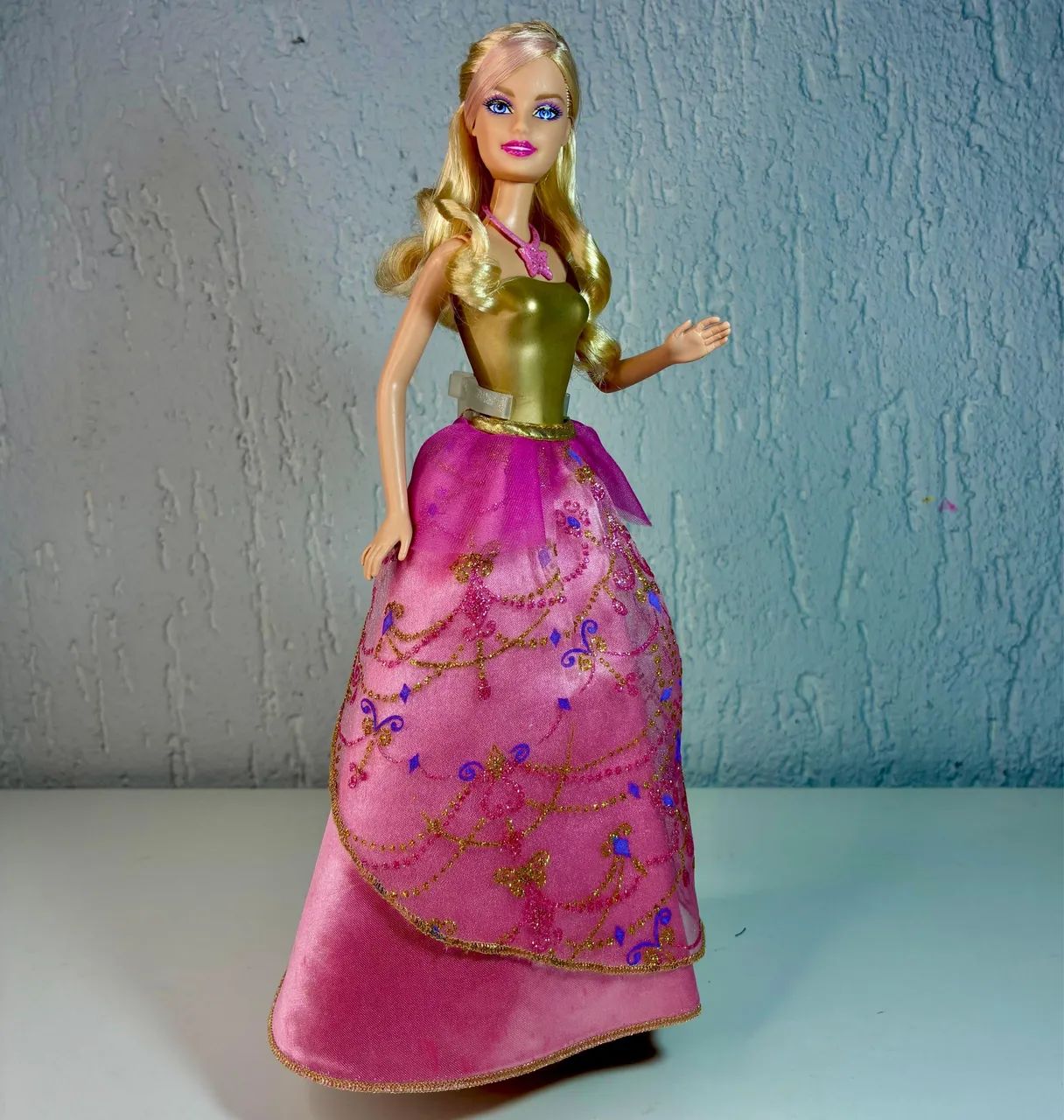 mattel boneca corinne filme barbie e as três mosquiteiras 2009 original antiga coleção - Foto 3