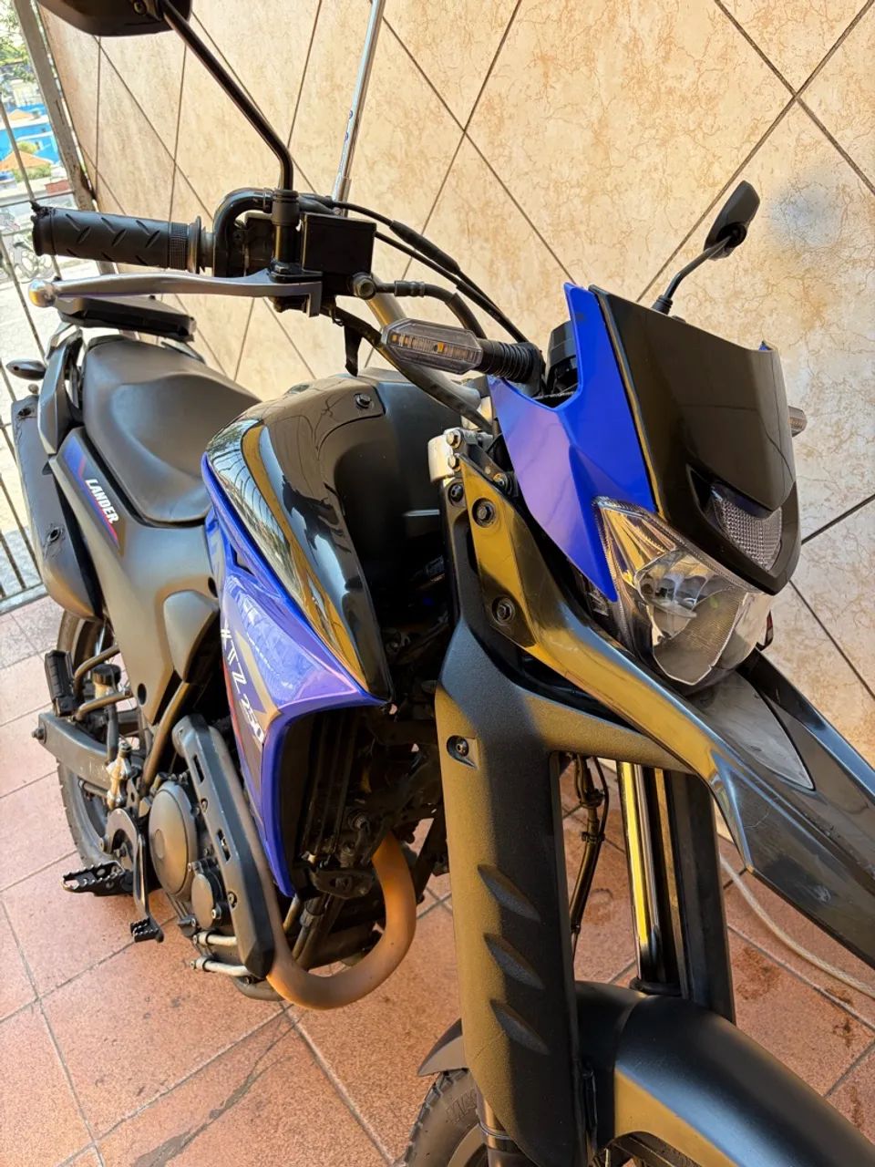 Lander 2020 Azul