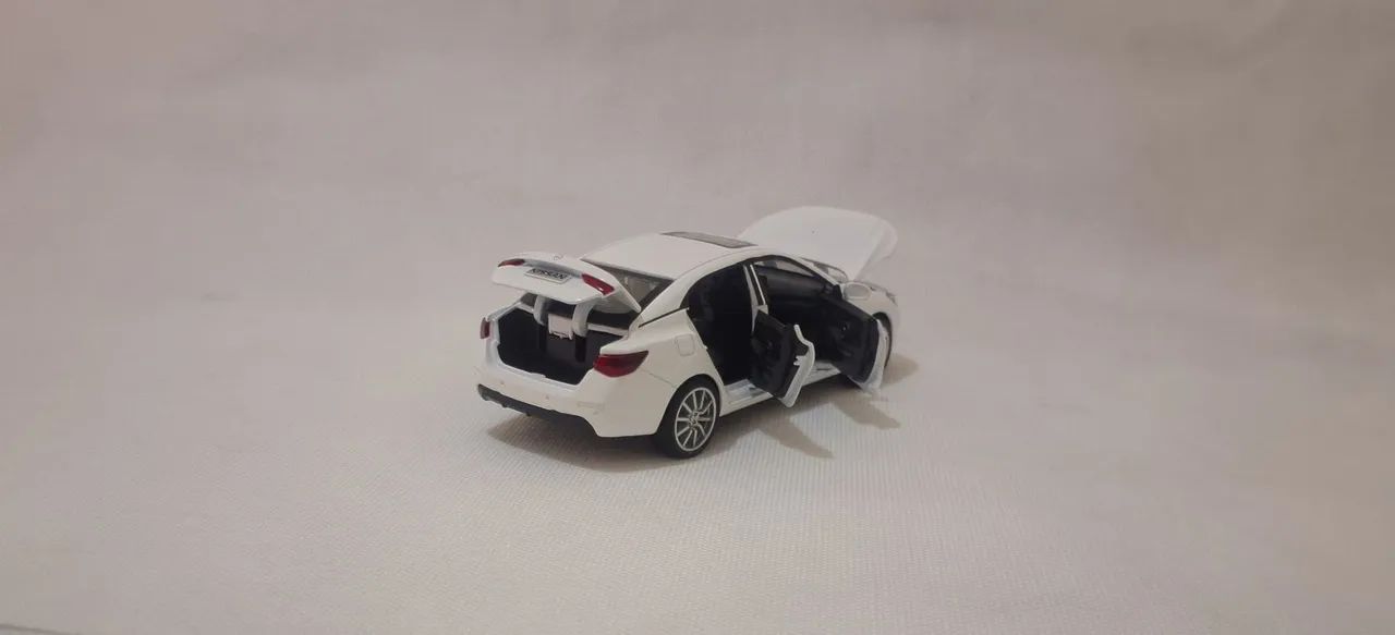 Nissan Sentra em metal- coleção  - Foto 4