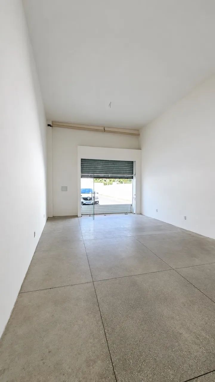 Alugo de sala comercial no tabuleiro  - Foto 2