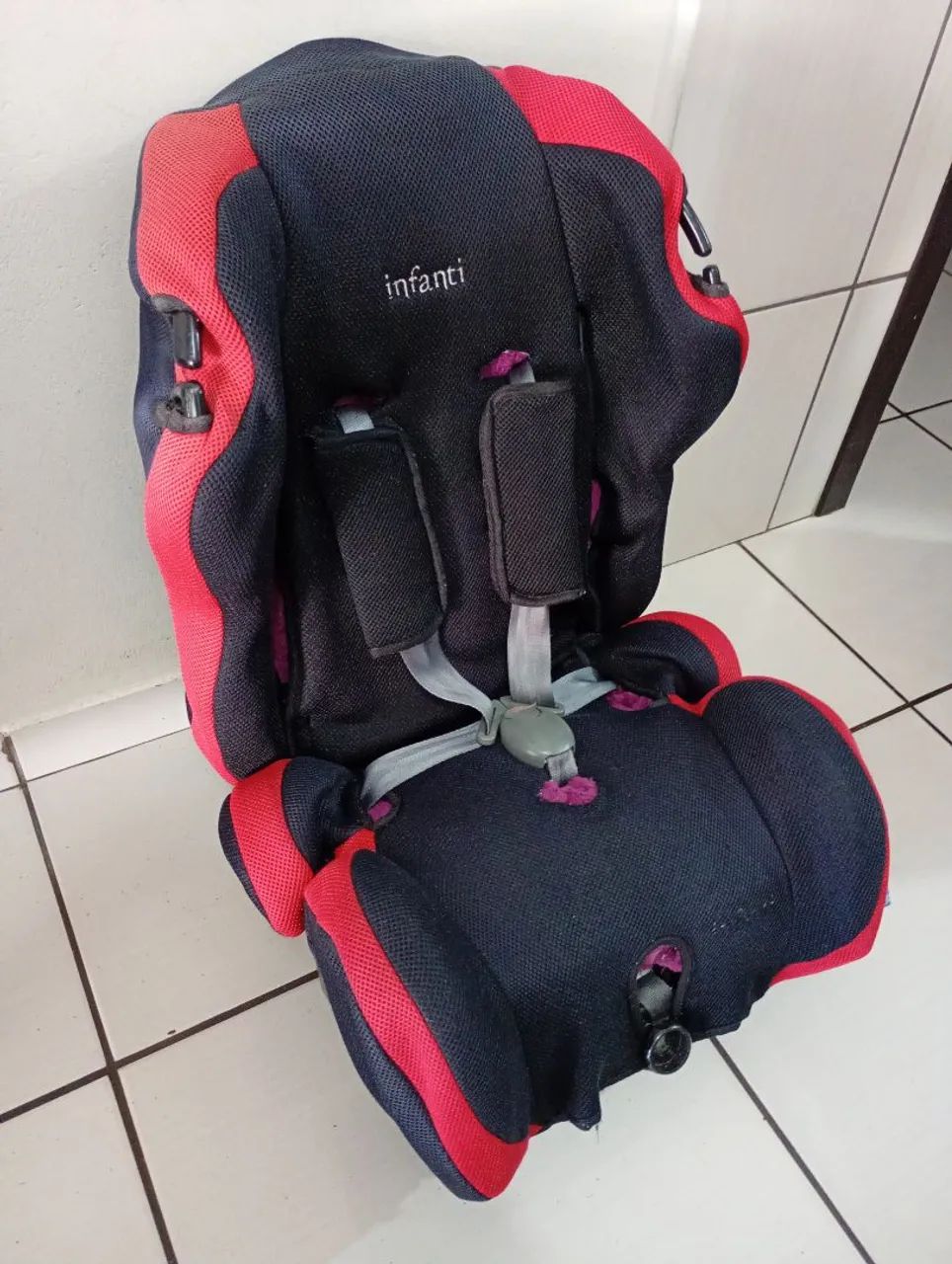 Caderinha para carro com cinto 