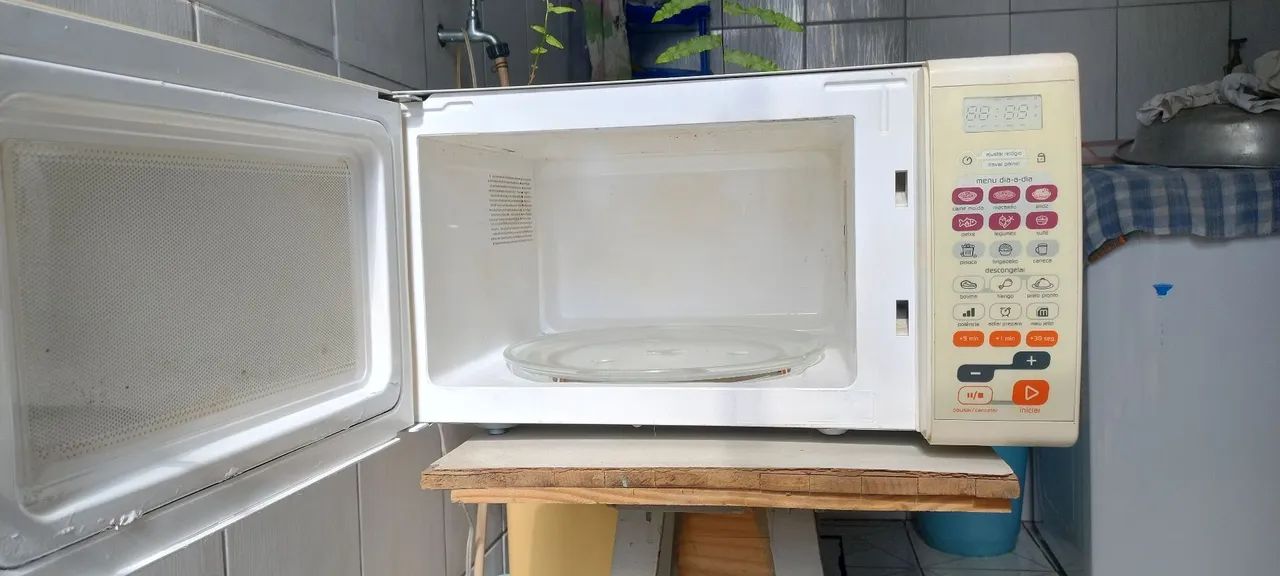 Vendo microondas cap.31 litros  - Foto 5