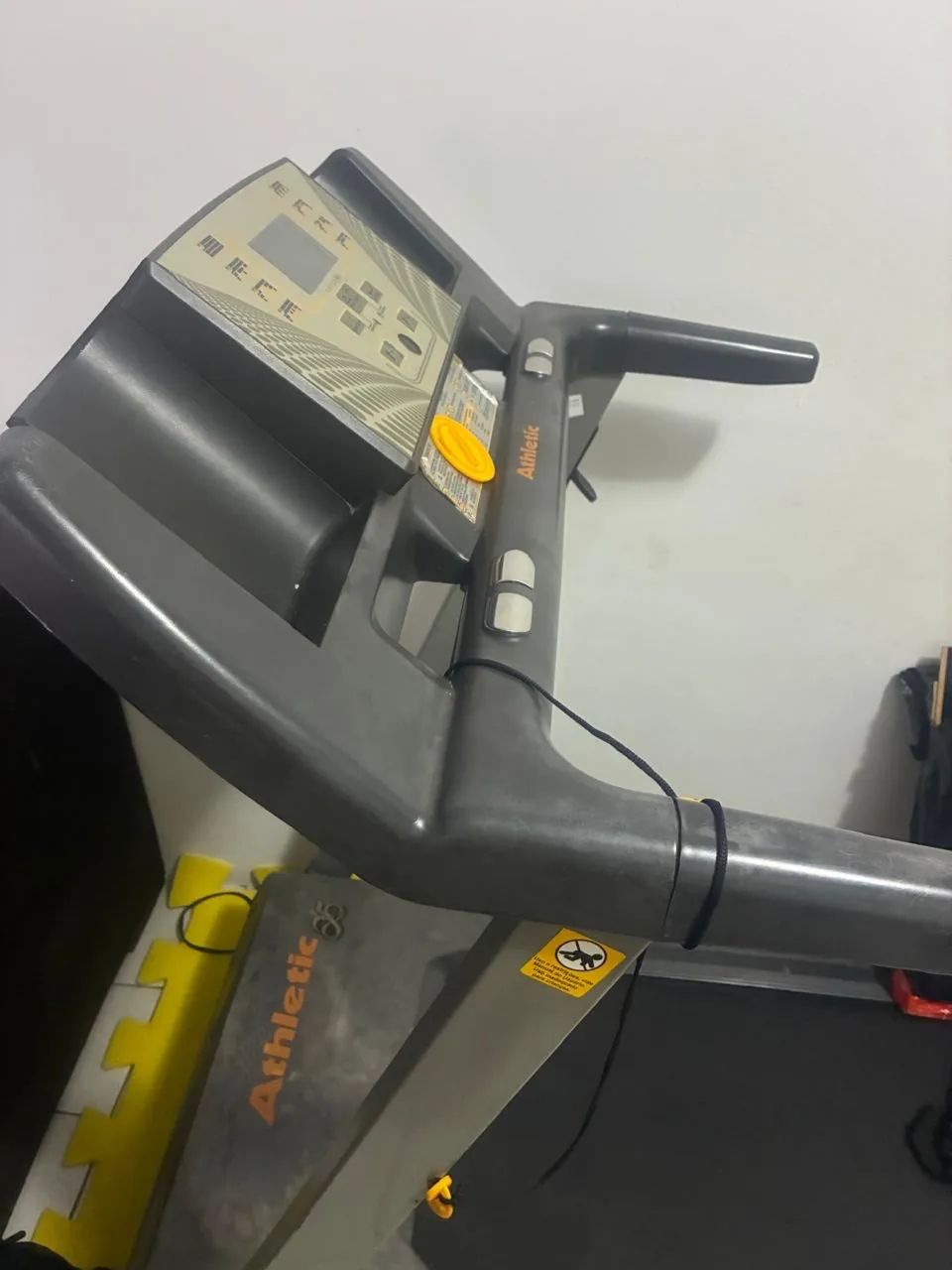 Vendo esteira ergométrica profissional  - Foto 4