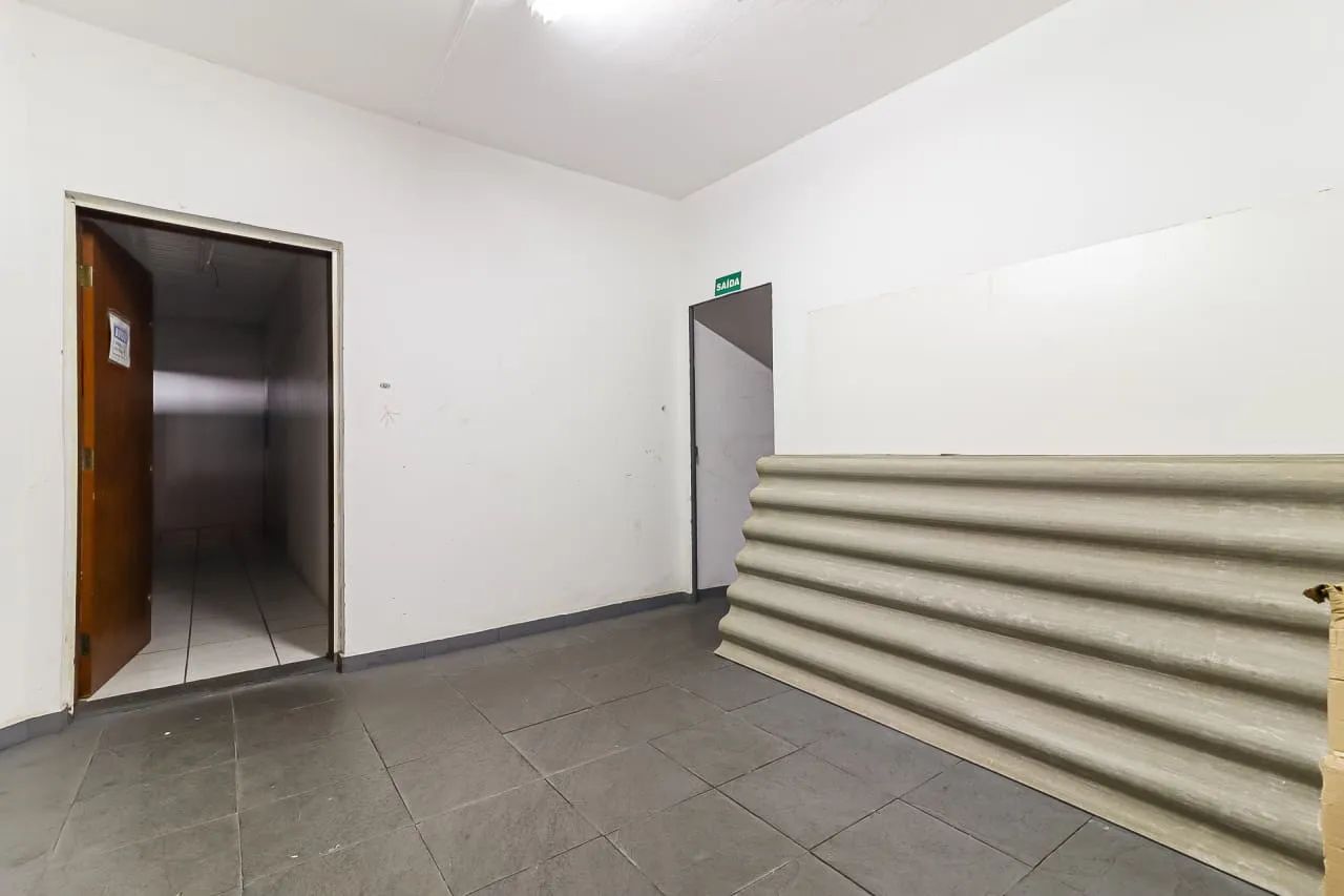 Sala comercial na Rua Periperi, 63  1500 m² - Foto 4