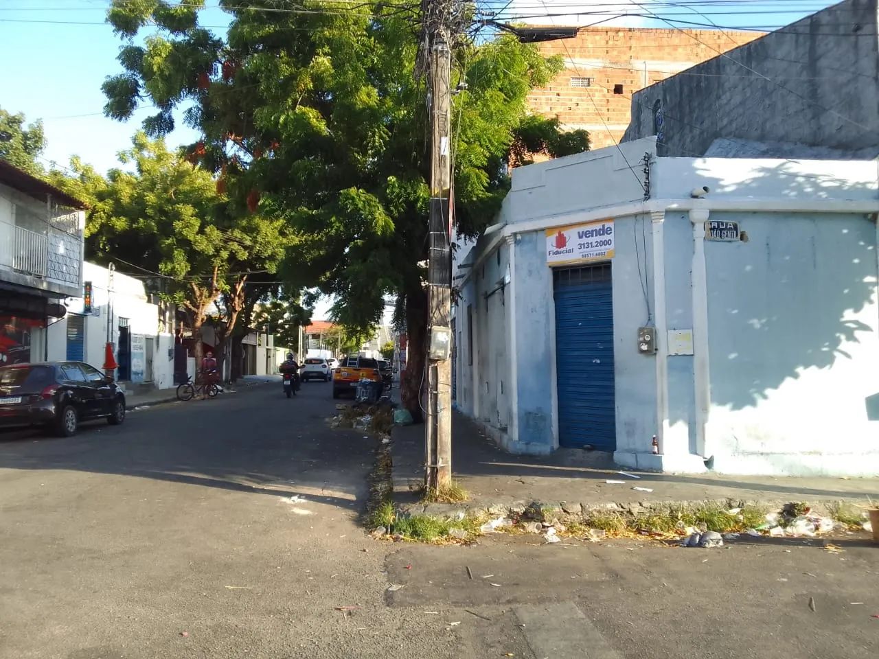 Prédico Comercial c/ execelente localização, próx. à praça da Gentilândia e esquina c/ R. 