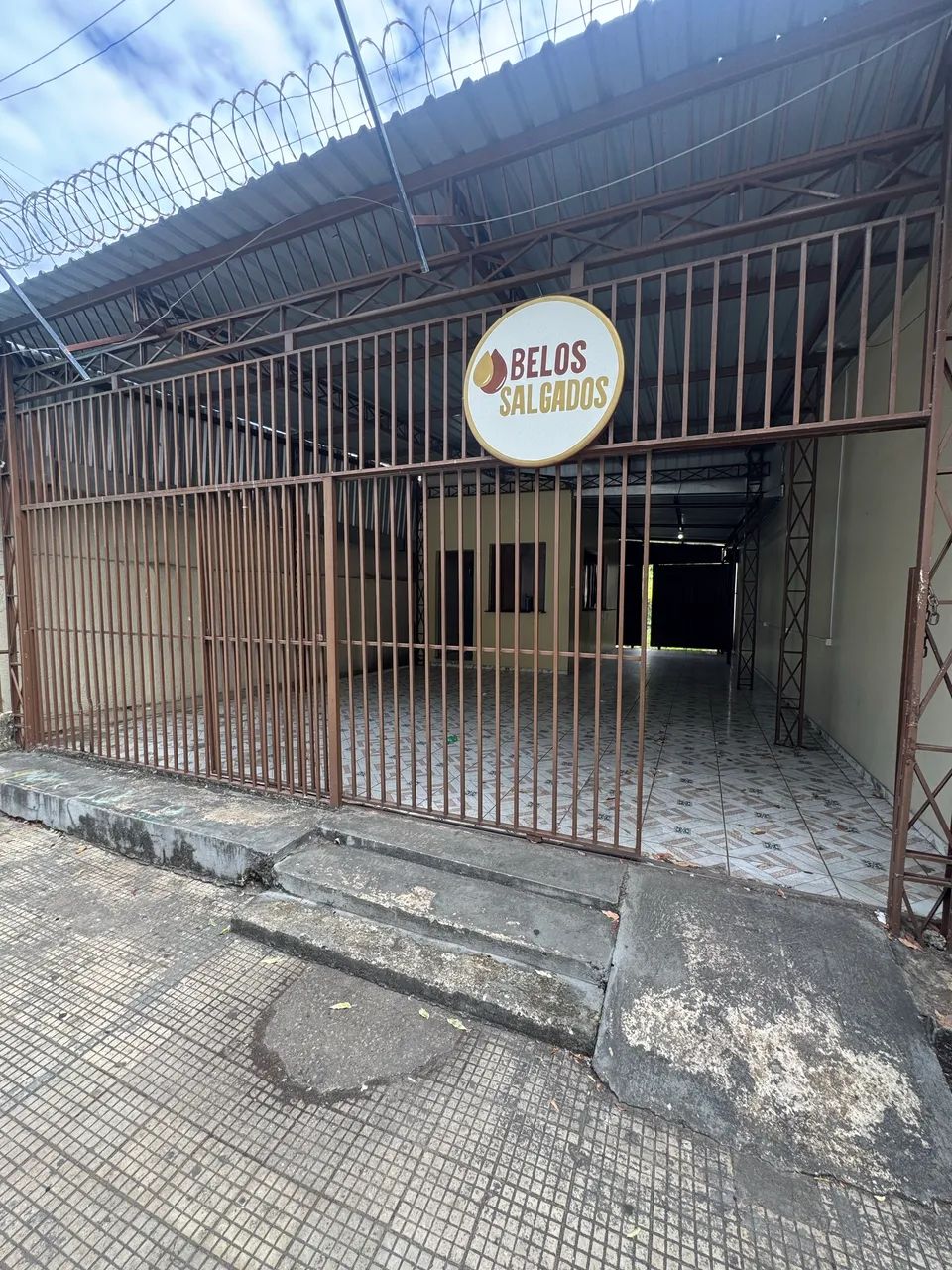 Aluga-se ótimo ponto comercial localizado na Av. Jaime Brasil - Foto 2