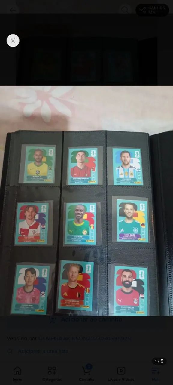Pasta de figurinhas Panini com os CR7 Messi e Neymar e outro  - Foto 2