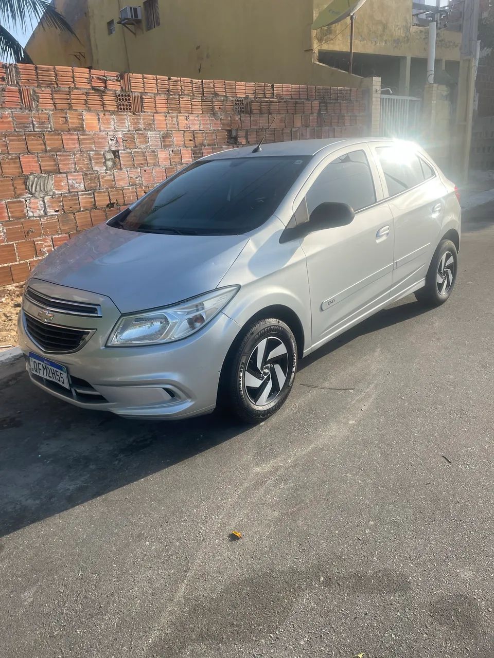 Chevrolet Onix ONIX HATCH LT 1.0 8V FlexPower 5p Mec. 2016