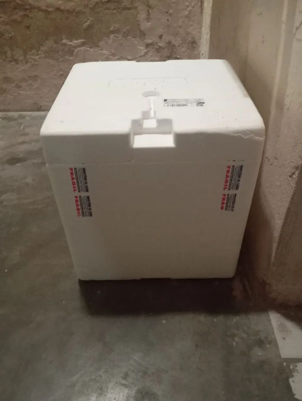 Caixas de isopor grandes 120 Litros - Foto 5