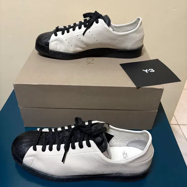 adidas y-3 superstar alumina black. tamanho 44. - Calçados - Timbí